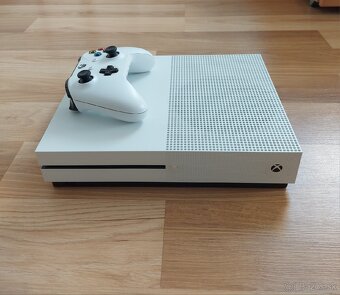 Xbox One S 1TB - 8