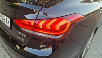 Hyundai Genesis 3.8 V6 4x4 - 8