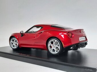 1:18 - Alfa Romeo 4C (2013) - AUTOart - 1:18 - 8