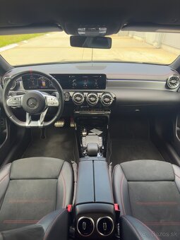 Mercedes CLA 35 AMG - 8