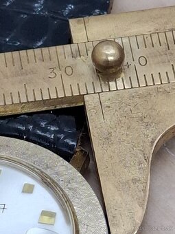 Predám funkčné Švajčiarske hodinky HELSA 17 jewels Antimagne - 8