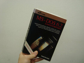 MS DOS a Windows + diskety - 8