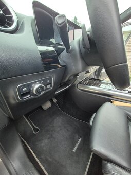 MERCEDES B180d - 8
