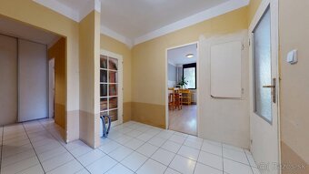 Veľký 3i byt 104m, Tichá ul.,pri Horskom parku,pôvodný stav - 8