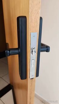 Kamerové sety/kamery, elektrické zámky, video vrátnik… - 8