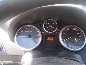Peugeot 207 1.4e Trendy - 8