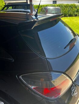 Opel astra H GTC - 8