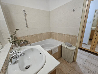 RESERVED - Prenájom bytu 2-izbový bez realitky - Astrova - 8