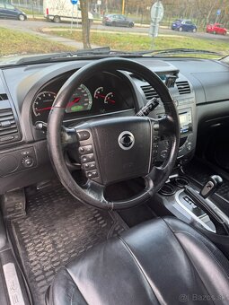 SsangYong Rexton 2.7 D - 8