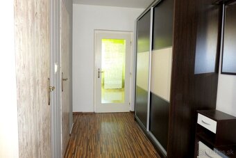 Na predaj veľkometrážny 3 izbový byt s balkónom - 8
