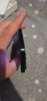iPhone 15 pro 128GB Black Titanium - 8