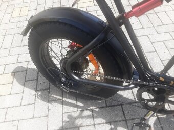 Elektro-bicykel 100+km len na baterku - 8