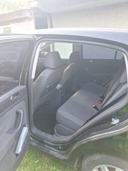 Golf 5 plus  1.9 77kw - 8