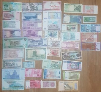 Bankovky 1,5€/ks - 8