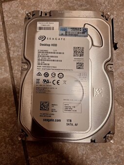 hpe proliant ml10 gen 9 - 8