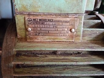 Predam elektromotory na 400V. - 8