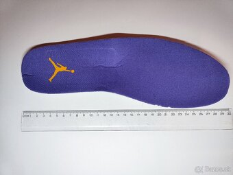 Nike air Jordan 1 Mid SE "Lakers" - 8
