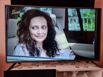 Predám LED TV LG 49LF510V Full HD - 8