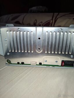 Autoradio - 8