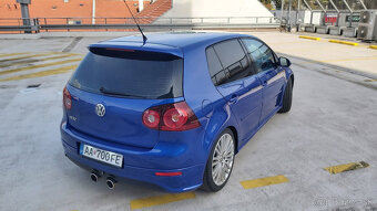 Golf V R32 - 8