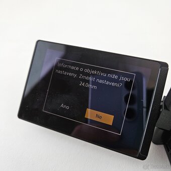 Lumix S9 - 8