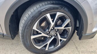 Toyota C-HR 1,8 Hybrid Selection CVT1 72KW - 8