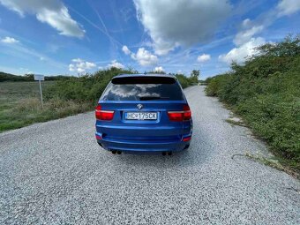 Predám BMW x5 e70 originál mpower 555ps - 8