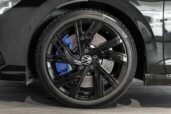 Volkswagen Golf R 2.0 TSI 4MOTION - 8