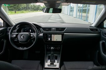 Škoda Superb Combi - 8
