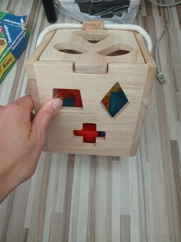 rôzne detské edukatívne hračky - 8