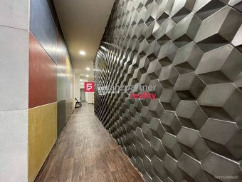 Komerčné a prevádzkové priestory v mestskej časti Bratislava - 8