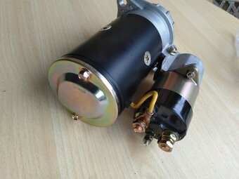 štartér a karburátor DT-75 - 8