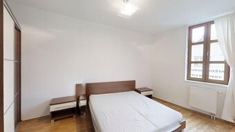 2i. byt 85m, Zámocká ul., pod Hradom, centrum, 2/4p., výťah - 8