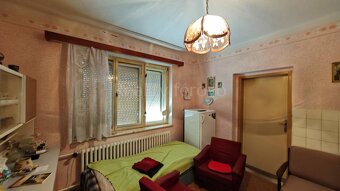 Na predaj rodinný dom v obci Šoporňa - 8