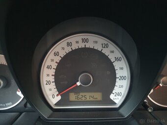 Kia Ceed 1.4 CVVT benzin 77kw - 8