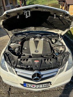 Mercedes Benz Coupé E350 CDI- V6 - 8