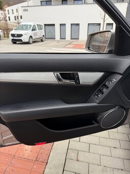 Mercedes Benz C200 CDI W204,Klimatronik,Park. Senzory,R17 - 8