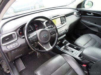 Kia Sorento 2.2 CRDi 4x4 147kW automat,ťažné,360°kamera,pano - 8