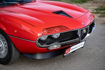Alfa Romeo Montreal - 8