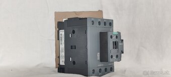 SIEMENS (relé, stykače, HMI panel) - NOVÉ - 8