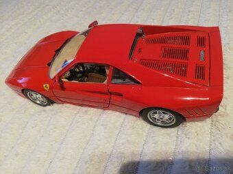 1:18 FERRARI GTO  Bburago 1984 - 8