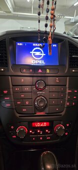 Opel Insignia Sport Tourer 2012 - 8