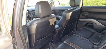 Citroen c-crosser 2.2 HDi 115kW 2009 - 8
