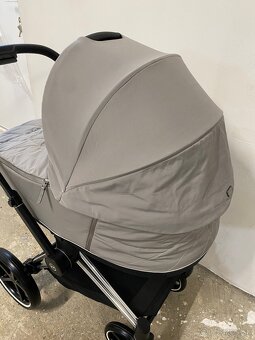 Kočík Cybex Priam Chrome Black - Soho Grey - Trojkombinácia - 8