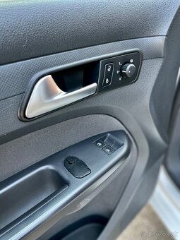 Volkswagen Caddy 2.0 CNG EcoFuel | 2015 | 186 000 | 80 kW - 8