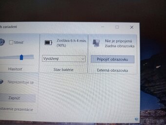 predám Lenovo V130-15IKB , Intel core i3 , 12bg ram , ssd - 8