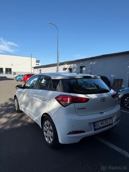 Predám Hyundai I20 benzín 1.4 - 8