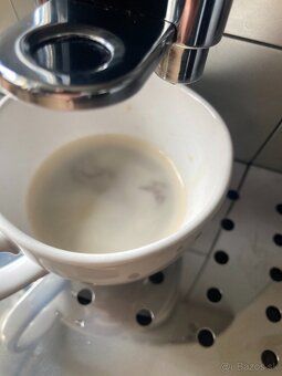 Kavovar DeLonghi Magnifica S cappuccino po velkom servise - 8