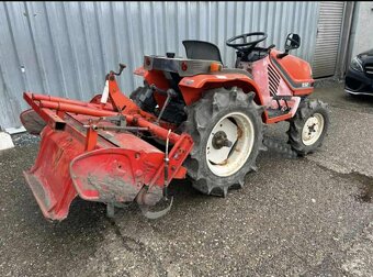 Predám Kubota B52 - 8
