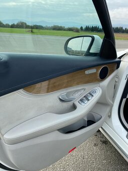 Mercedes-Benz C220 4MATIC - 8